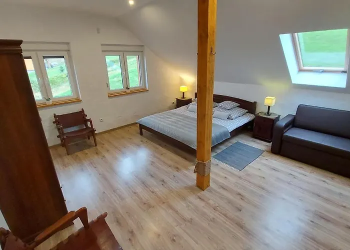 Orle Gniazdo * 卡缅纳古拉